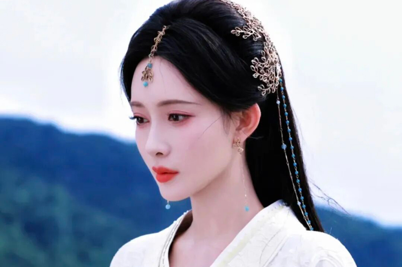 The Misused Indian Forehead Pendant in C-Dramas