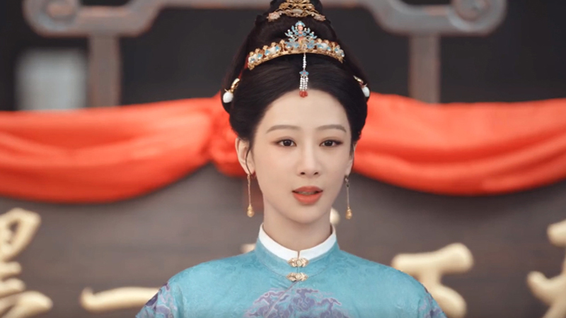 Yang Zi’s Historic Ming Hair Jewelry in Mo