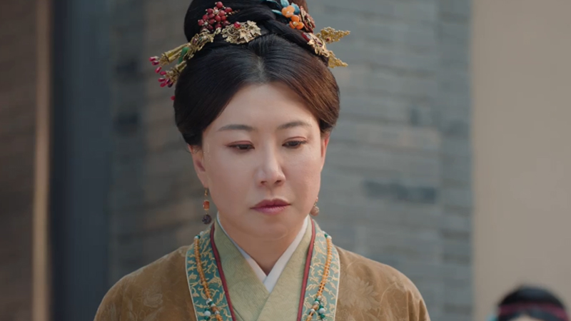 The Road to Splendor: Why Lu Yiniang Bore No Child for General Mo