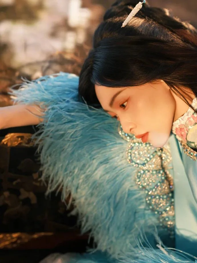 Tang Yan's First Ancient-Style Photo Shoot