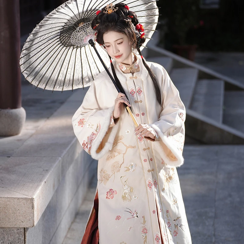Women-Winter-Aoqun-Ming-Dynasty-Thick-Hanfu-Coat-1 Women Winter Aoqun Ming Dynasty Thick Hanfu Coat