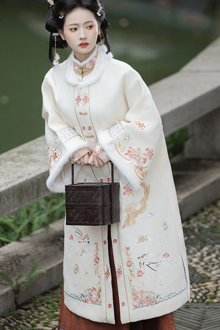 Women Winter Aoqun Ming Dynasty Thick Hanfu Coat