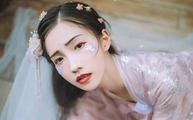 How to Wear Chest Ruqun Hanfu