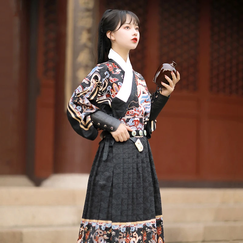 dragon-guard-wuxia-hanfu-04 dragon guard wuxia hanfu robe