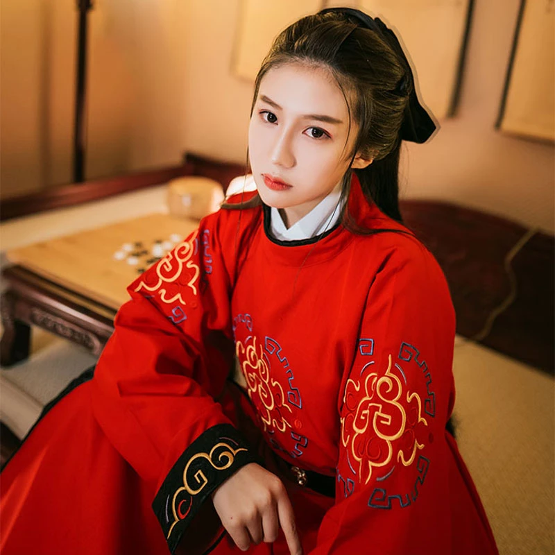 royal heroine red hanfu robe