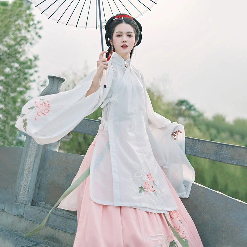 shop-autumn-mums-hanfu-01 shop autumn mums hanfu robe