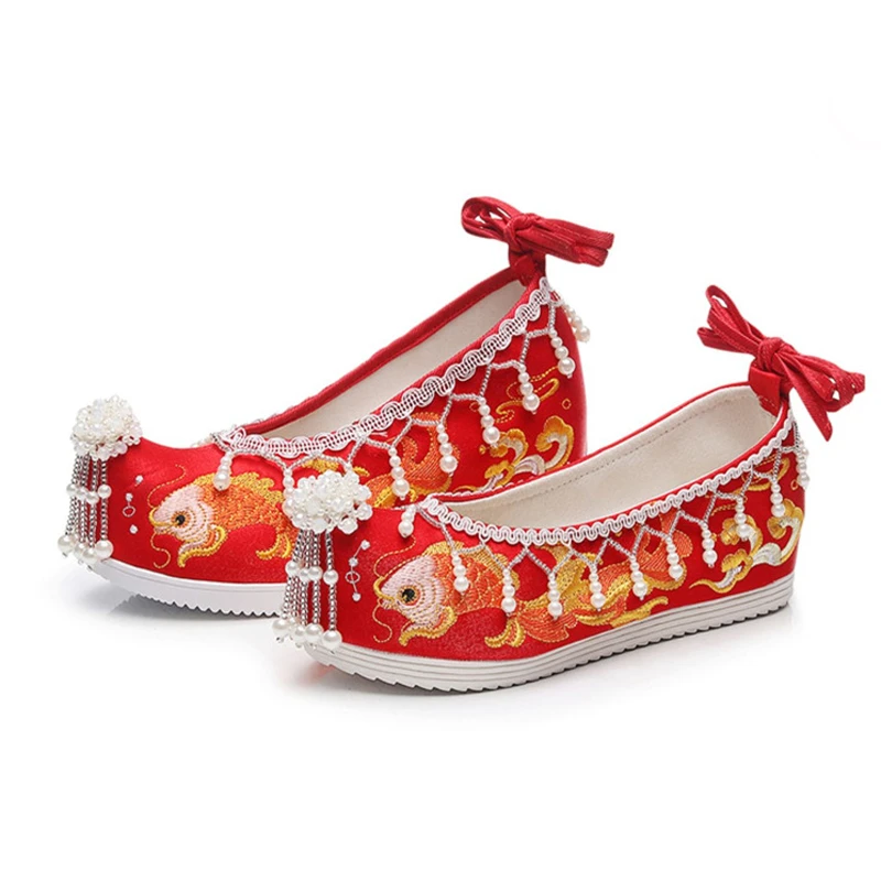 Ancient-Style-Hanfu-Wedding-Embroidered-Shoes-Chinese-Style-Bridal-Shoes-4 Ancient Style Hanfu Wedding Embroidered Shoes Chinese Style Bridal Shoes