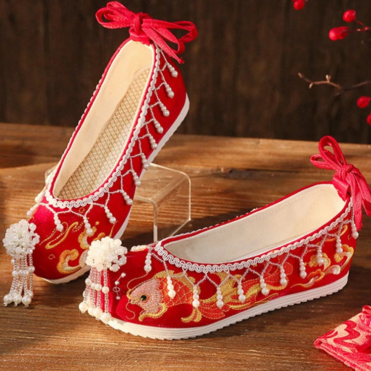 Ancient Style Hanfu Wedding Embroidered Shoes Chinese Style Bridal Shoes