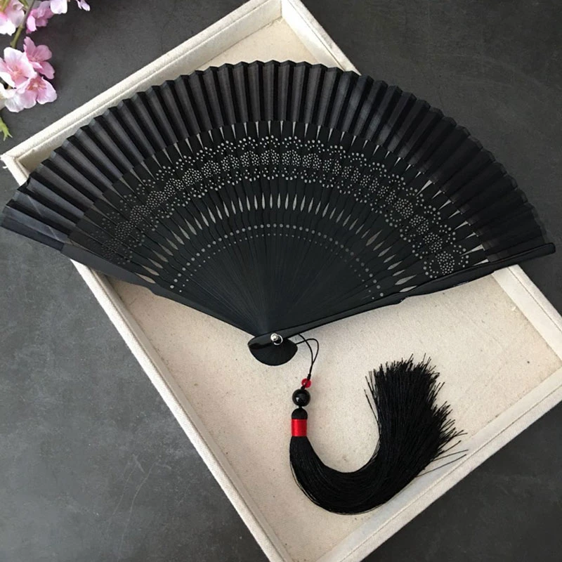 black-fan-hanfu-accessory-01 black fan hanfu accessory