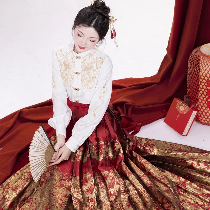 Ming-Dynasty-Hanfu-Wedding-Dress-Gorgeous-Red-Mamian-Dress-Set-2 Ming Dynasty Hanfu Wedding Dress Gorgeous Red Mamian Dress Set