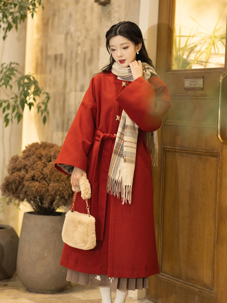 Red Winter Coat Women's Ming Dynasty New Year Hanfu