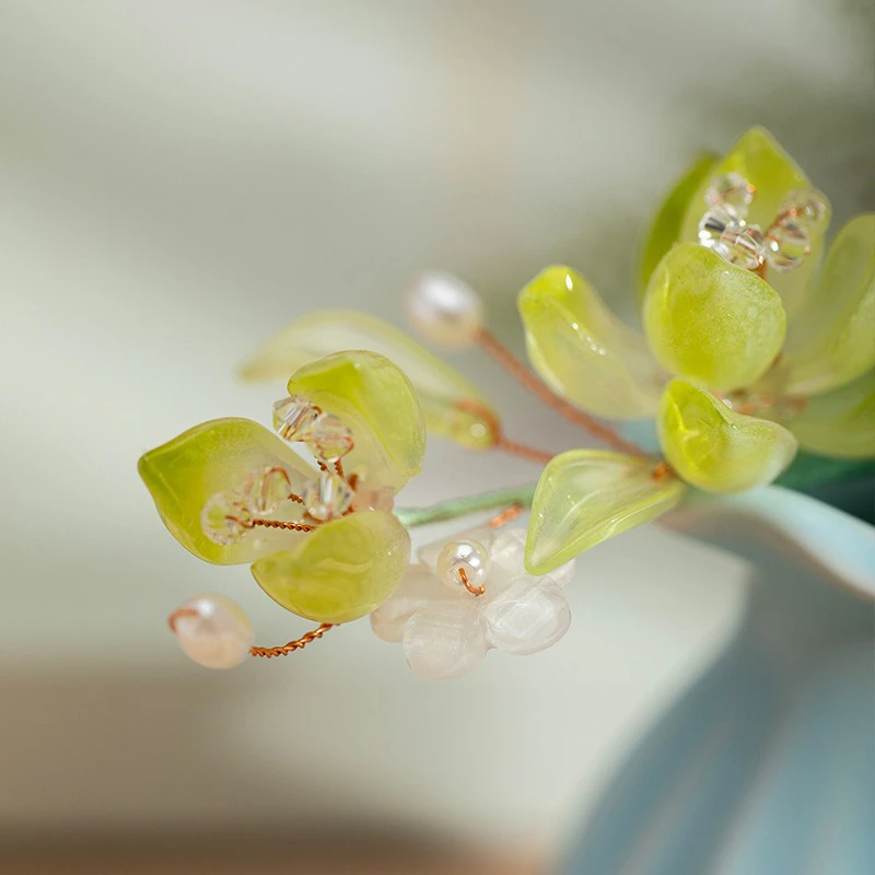 Green-Hairpin-Vintage-Style-Ladies-Hanfu-Hair-Accessories-Small-U-shaped-Headpin-3 Green Hairpin Vintage Style Ladies Hanfu Hair Accessories Small U-shaped Headpin