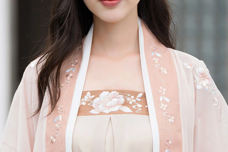 Summer Blossom Han Fu Shop