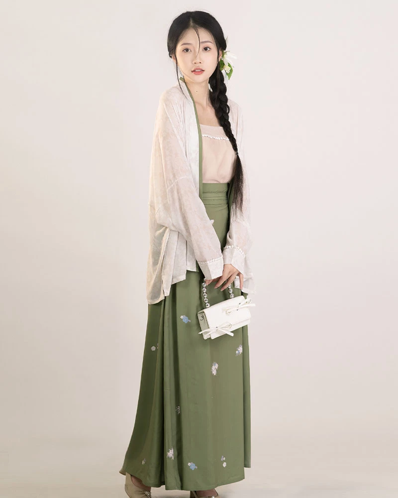 pear blossom casual hanfu for women