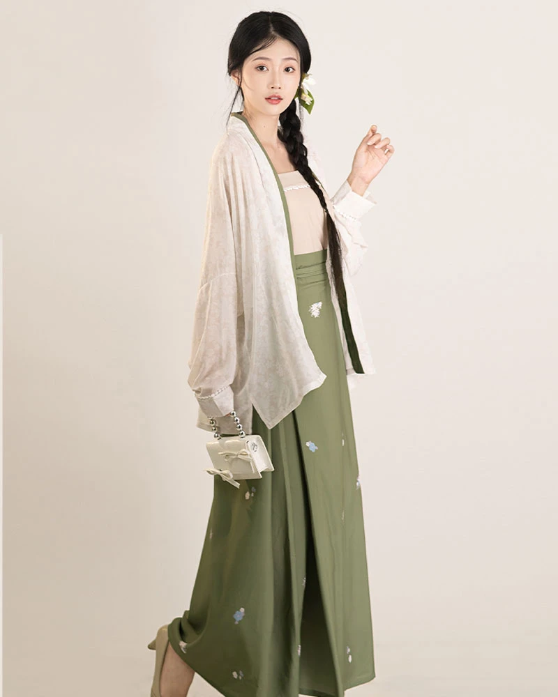 pear blossom casual hanfu for women