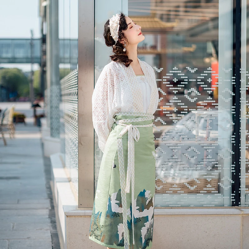 Fairy Mountain White Lace Hanfu