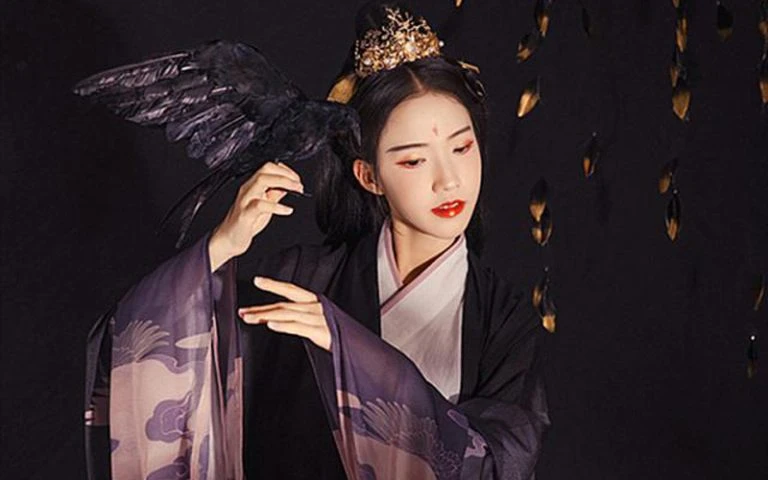 3 Tips to Know the Black Hanfu History and Meaning