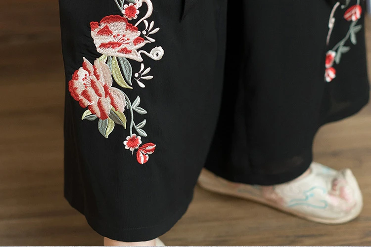 Lotus Songku Hanfu