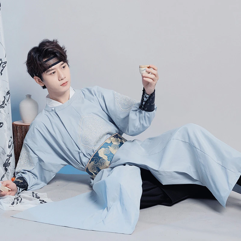 Men-Martial-Arts-Round-Neck-Robe-Solid-Color-Simple-Hanfu-3 Men Martial Arts Round Neck Robe Solid Color Simple Hanfu