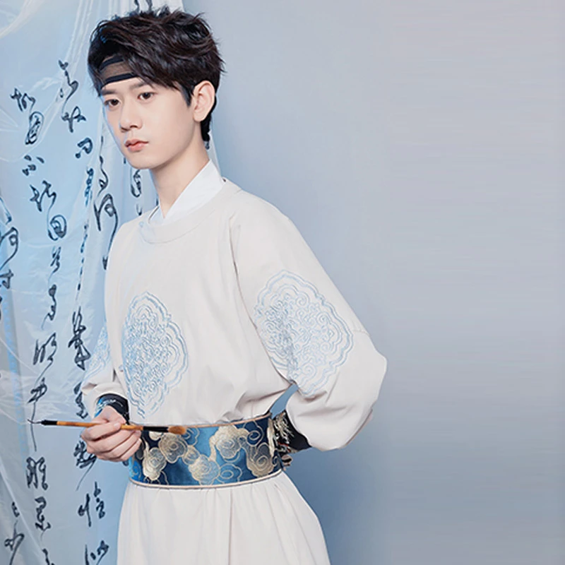Men-Martial-Arts-Round-Neck-Robe-Solid-Color-Simple-Hanfu-4 Men Martial Arts Round Neck Robe Solid Color Simple Hanfu