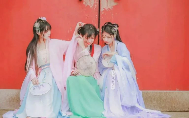 Why Plus Size Hanfu is so Popular in Ancient China