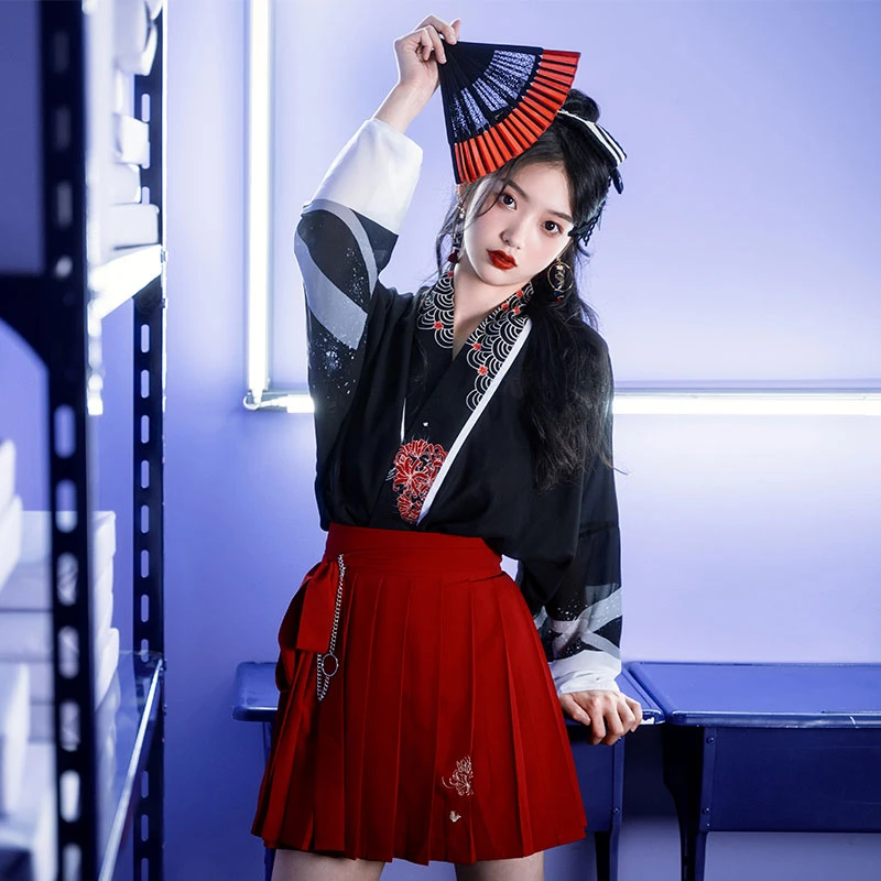 Night-Flower-modern-hanfu-02 Night Flower modern hanfu