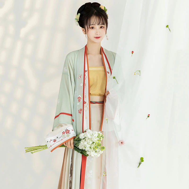 morning-flower-green-hanfu-04 morning flower spring green hanfu