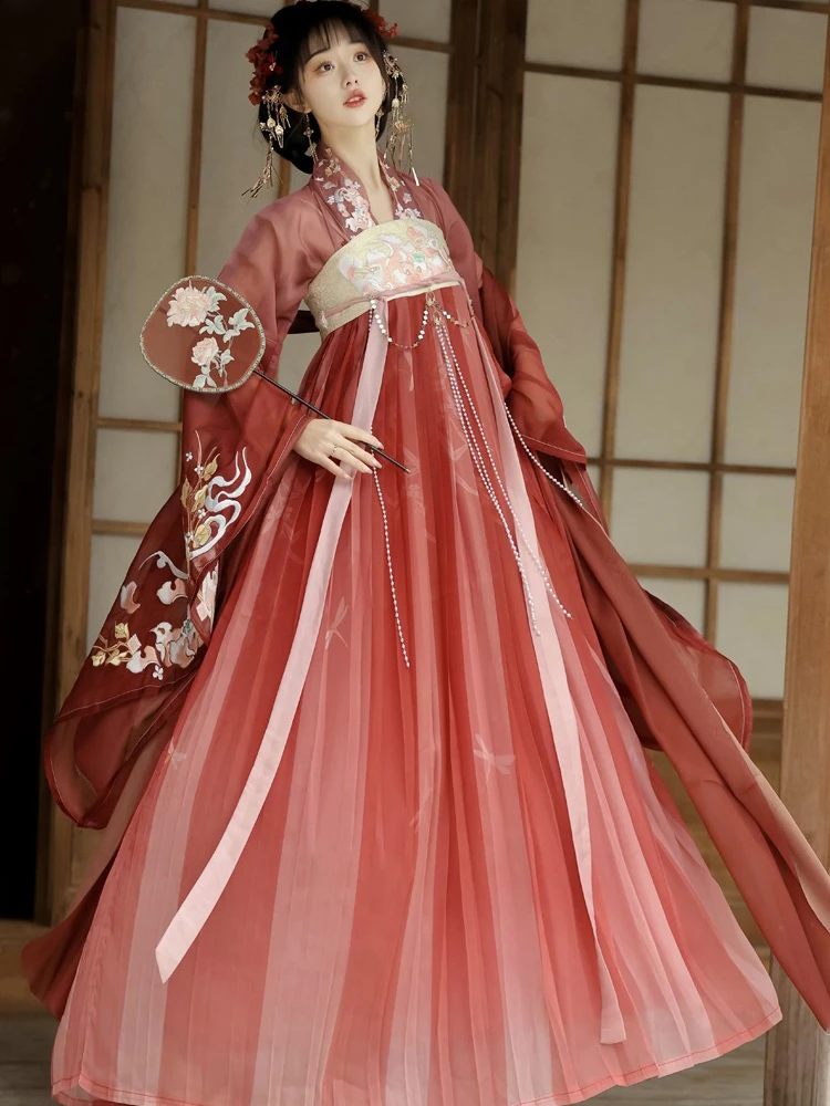 Ladies Qixiong Shanqun North and South Dynasty Hanfu Style Embroidered Large Sleeve Skirt