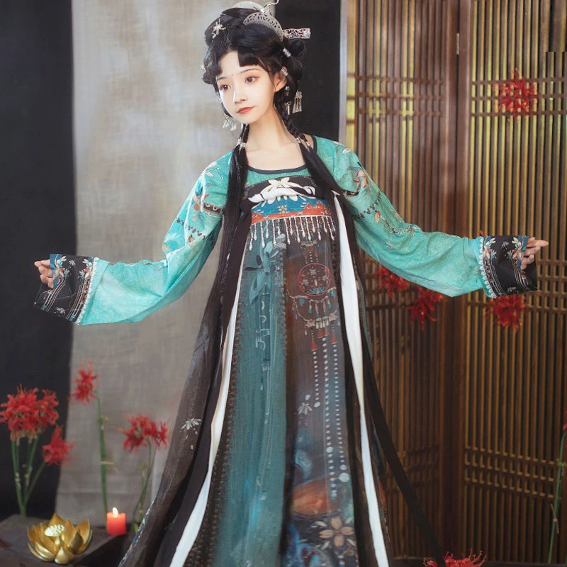 Bana-Flower-qixiong-hanfu-04 Bana-Flower qixiong hanfu dress