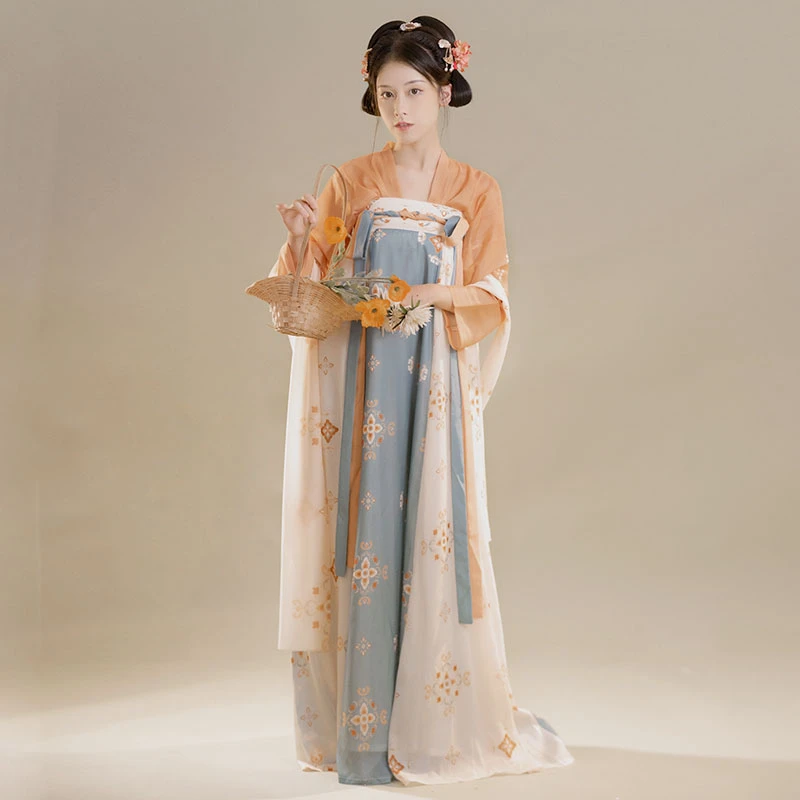 Camellia-Girl-qixiong-hanfu-01 Camellia Girl qixiong hanfu dress