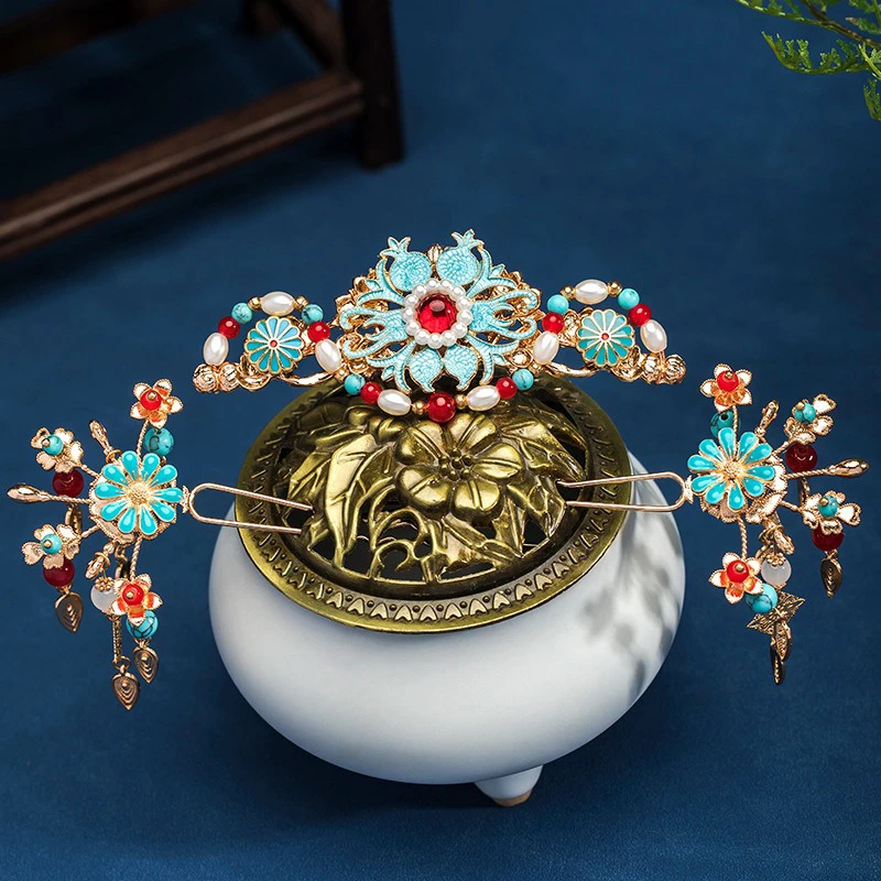 Hanfu-Hairpin-Dunhuang-Style-Hair-Ornament-Ming-Dynasty-Accessories-3 New Fashion Women Modern Hanfu Ink Mamian Skirt for Spring