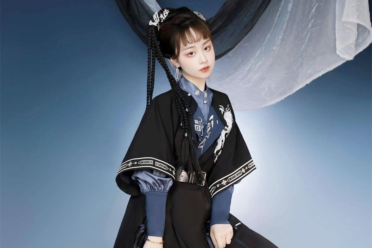 list of dark hanfu that will make you look stylish