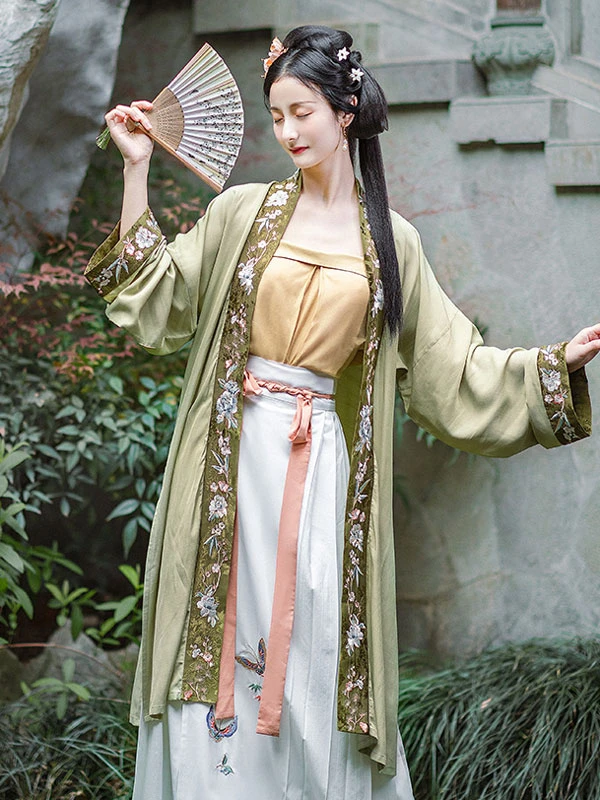 top-6-retro hanfu dress for cosplay and event