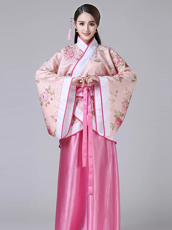 traditional hanfu dress that never go out of style