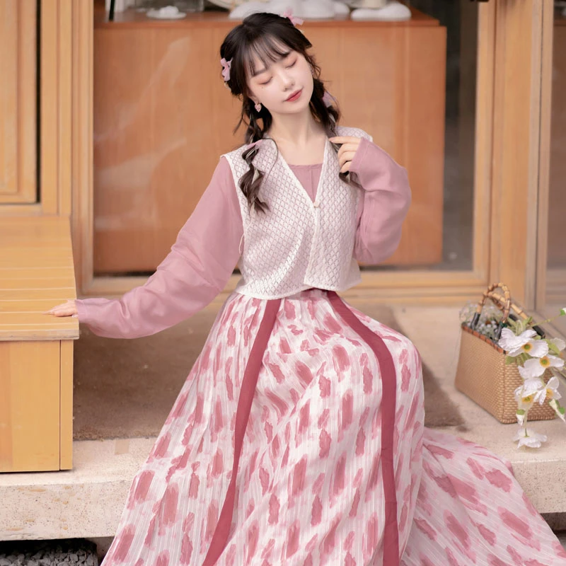 berry-cream-casual-hanfu-01 berry cream casual pink hanfu