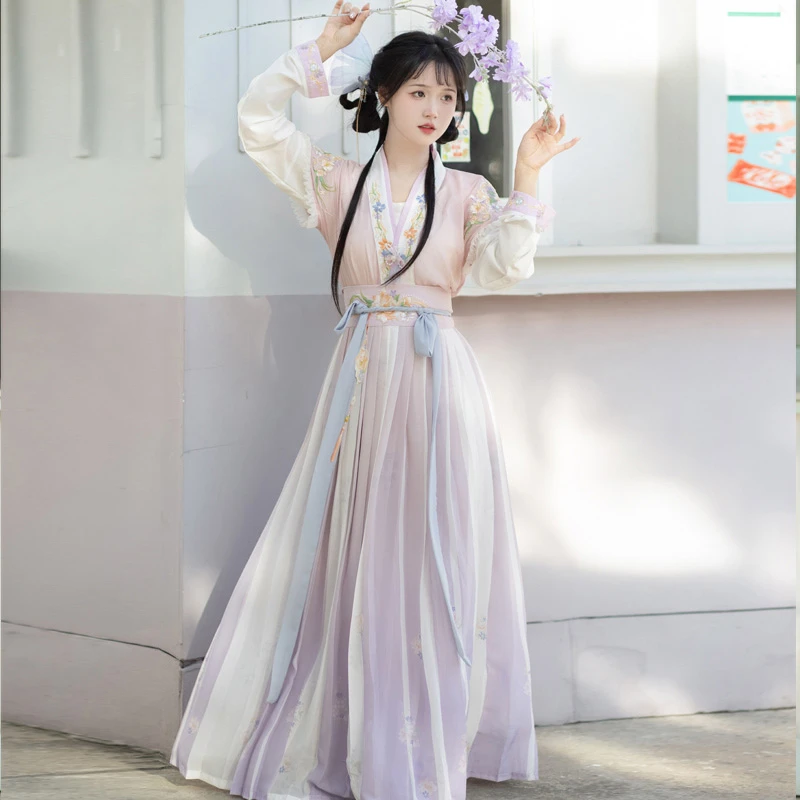 Fashion-Tang-Hanfu-Women-Qiyao-Dress-for-Summer-2 New Tang Beizi Hanfu Qiyao Dress