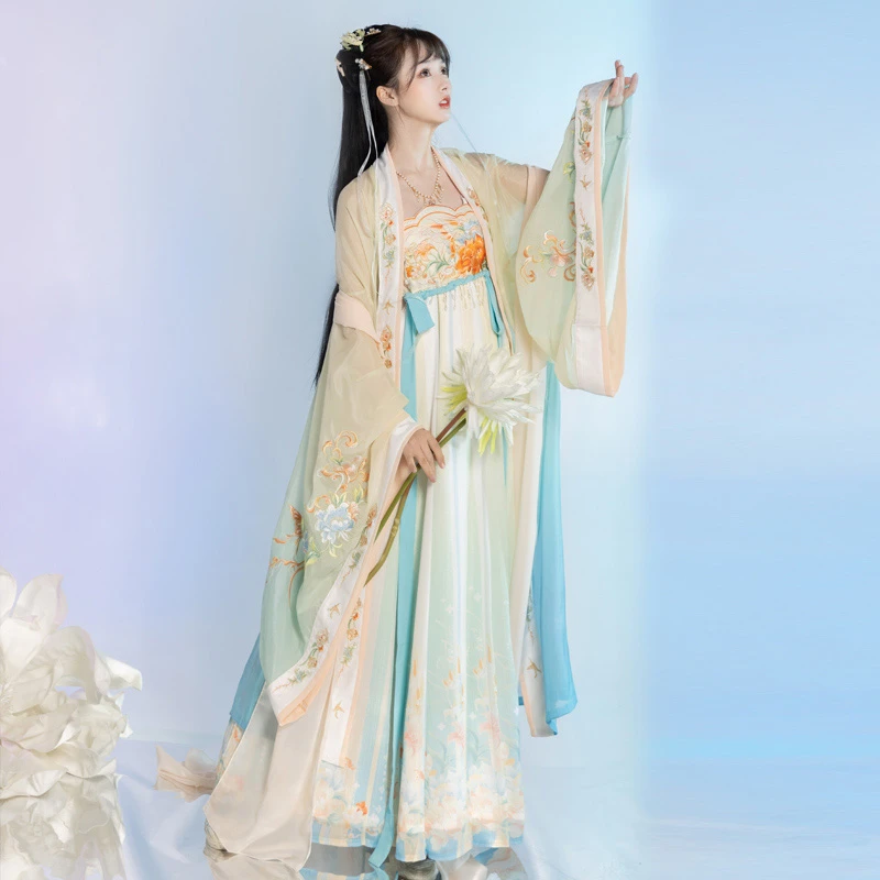 Gorgeous-Women-Tang-Heziqun-Dress-for-Summer-1 Gorgeous Women Tang Heziqun Dress for Summer