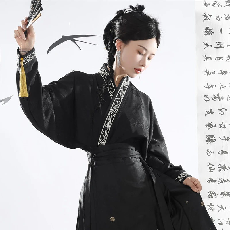 Fashion-Hanfu-Costume-Ladies-Mamian-Qun-Dashing-Dragon-Patterns-4 Fashion Hanfu Costume Ladies Mamian Qun Dashing Dragon Patterns