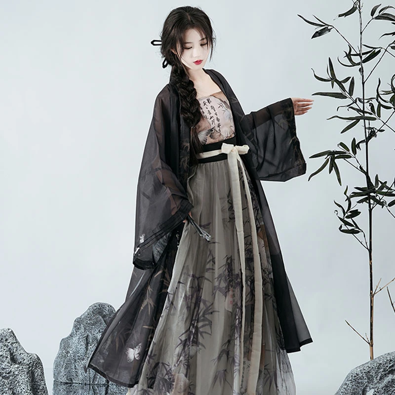 Woman-Black-Bamboo-Song-Dynasty-Qiyao-Shanqun-for-Everyday-Wear-4 Woman Black Bamboo Song Dynasty Qiyao Shanqun for Everyday Wear