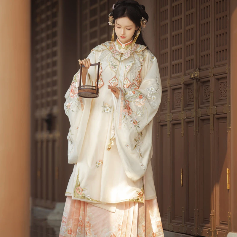 Traditional-Ming-Hanfu-Women's-Mamian-Skirt-Autumn-Vintage-Set-1 Traditional Ming Hanfu Women's Mamian Skirt Autumn Vintage Set