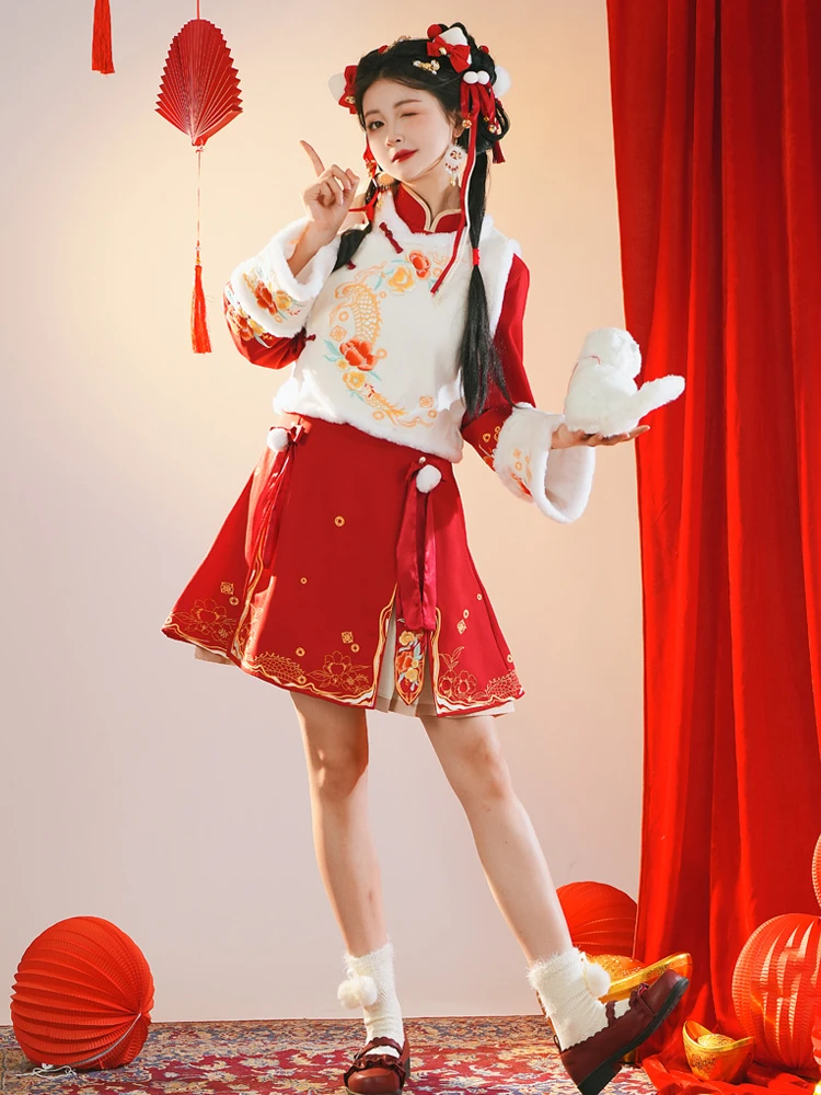 Chinoiserie Short Skirt Winter Red Hanfu Suit for New Year's Wear