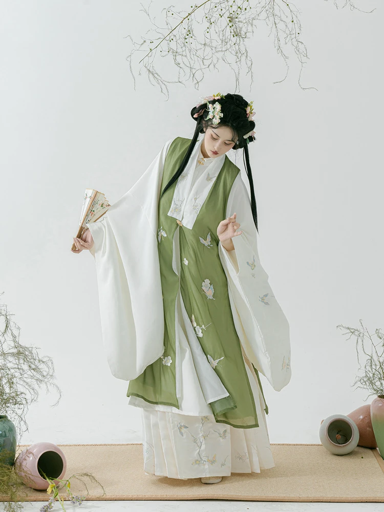 Fall Ming Dynasty Hanfu Long Aoqun Costume for Women