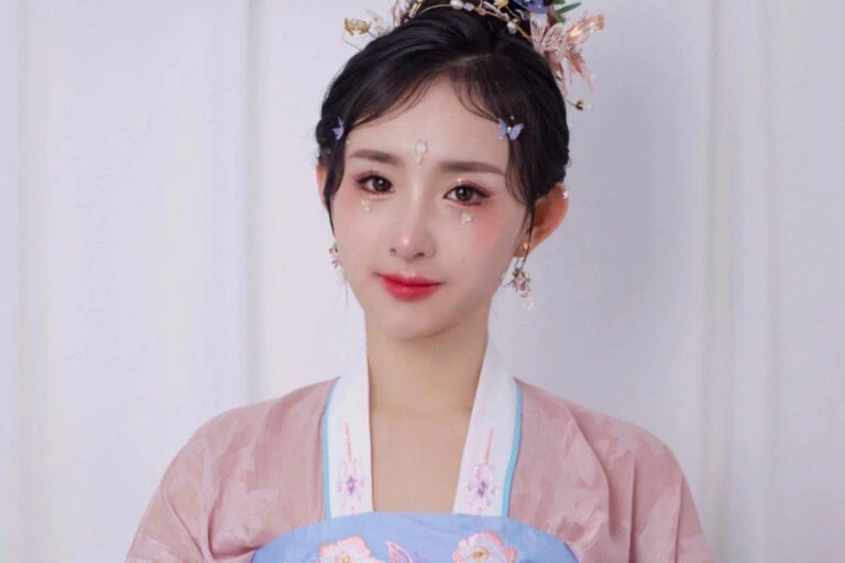 A Guide to Selecting Right Hanfu for School