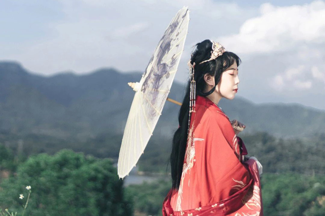 Beyond Fashion: Male Hanfu as a Cultural Statement