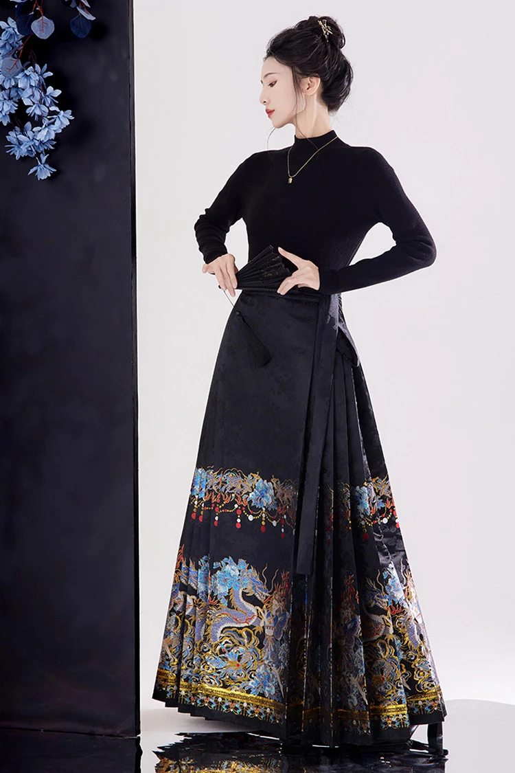 Ming Dynasty Mamian Skirt Street Fashion Luxury Women's Hanfu