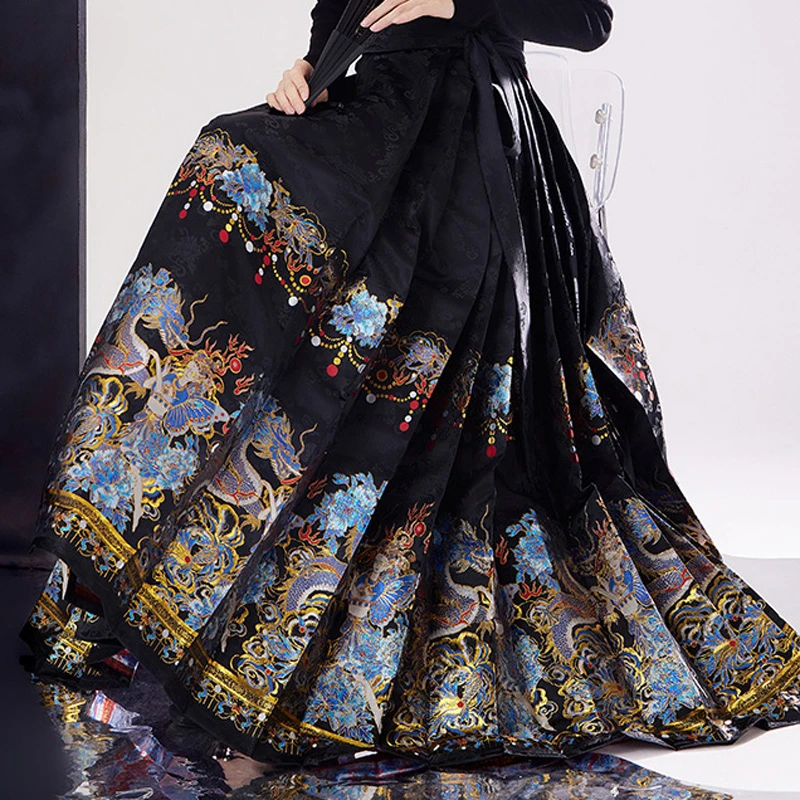 Ming-Dynasty-Mamian-Skirt-Street-Fashion-Luxury-Women-Hanfu-2 Ming Dynasty Mamian Skirt Street Fashion Luxury Women's Hanfu