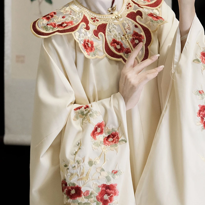 Traditional-Ming-Dynasty-Hanfu-Slant-Lapel-Shirt-Embroidered-Mamian-Skirt-3 Traditional Ming Dynasty Hanfu Slant Lapel Shirt Embroidered Mamian Skirt