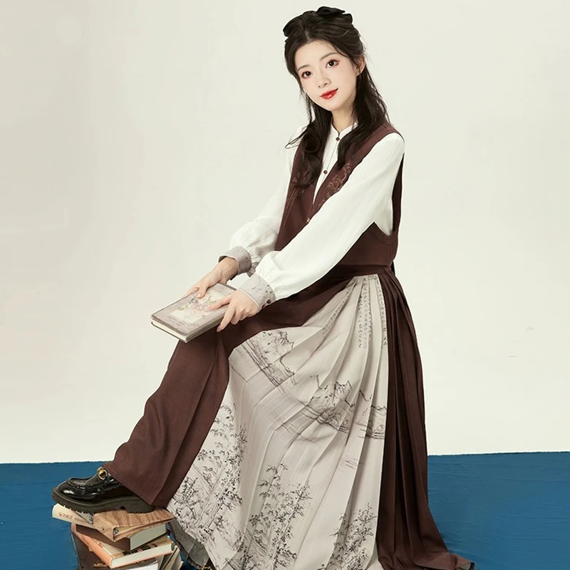 Women-Tang-Dynasty-Winter-Hanfu-Mamian-Skirt-Classical-Style-1 Women Tang Dynasty Winter Hanfu Mamian Skirt Classical Style