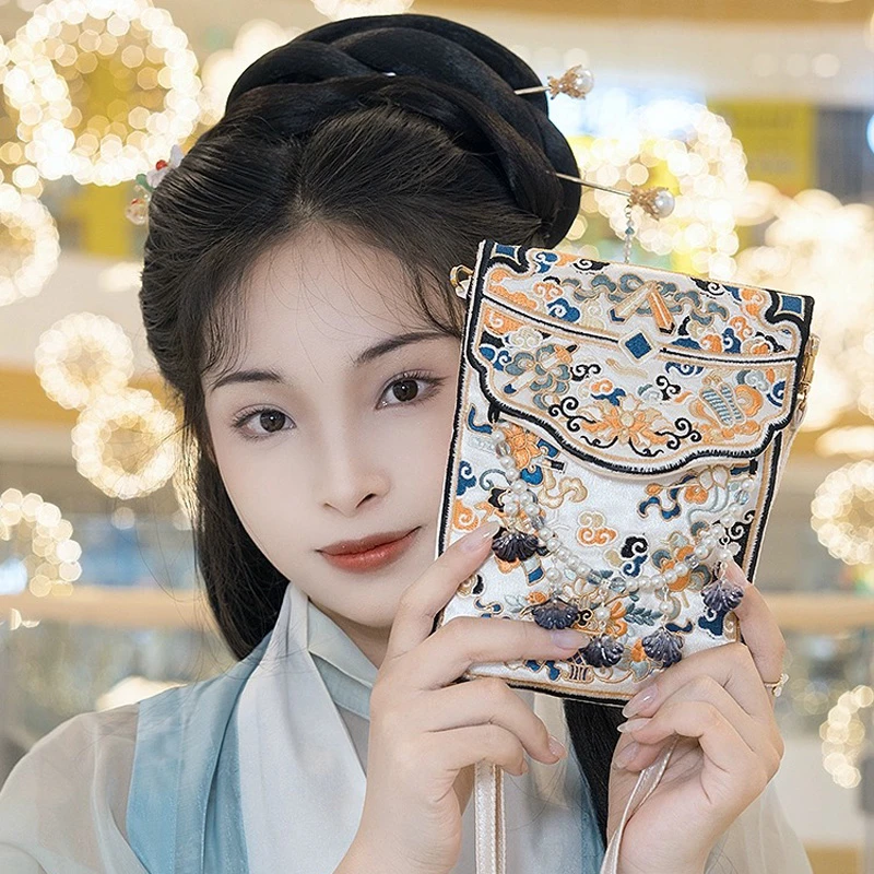 Cute-Hanfu-Bags-Niche-Embroidery-Satchel-for-Girls-2 Cute Hanfu Bags Niche Embroidery Satchel for Girls