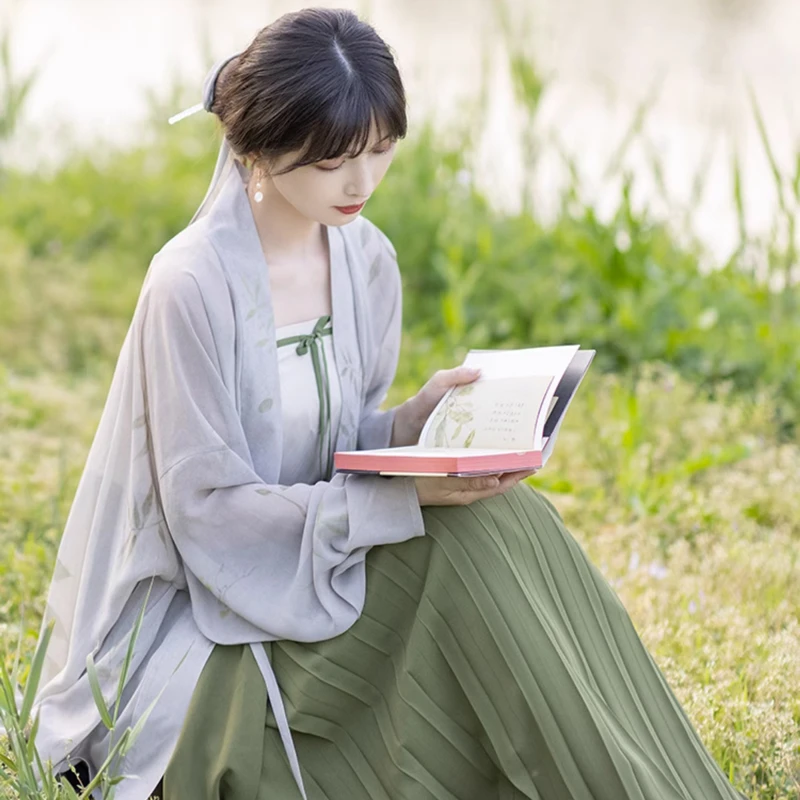 Spring-Women-Hanfu-Song-Dynasty-Green-Casual-Costume-3 Spring Women Hanfu Song Dynasty Green Casual Costume